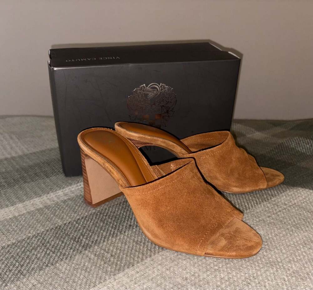Vince Camuto Suede Block Heel Mules Women’s 7.5 New in Box